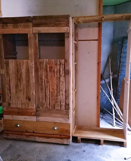 Work-in-progress armoire double chambre jungle : une partie sans porte