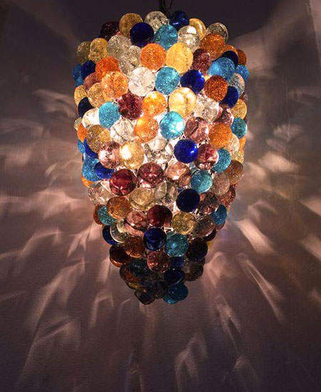 Suspension en verre de Murano multicolore allumée